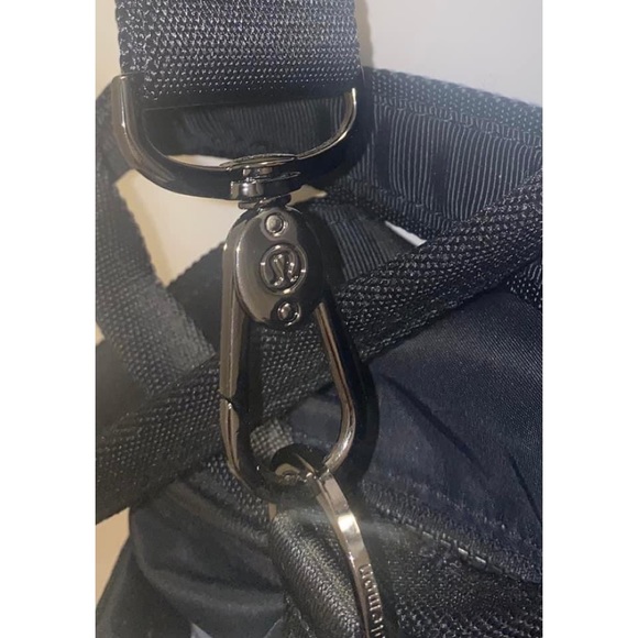 Large Lululemon Black Gym Bag - Picture 3 of 4